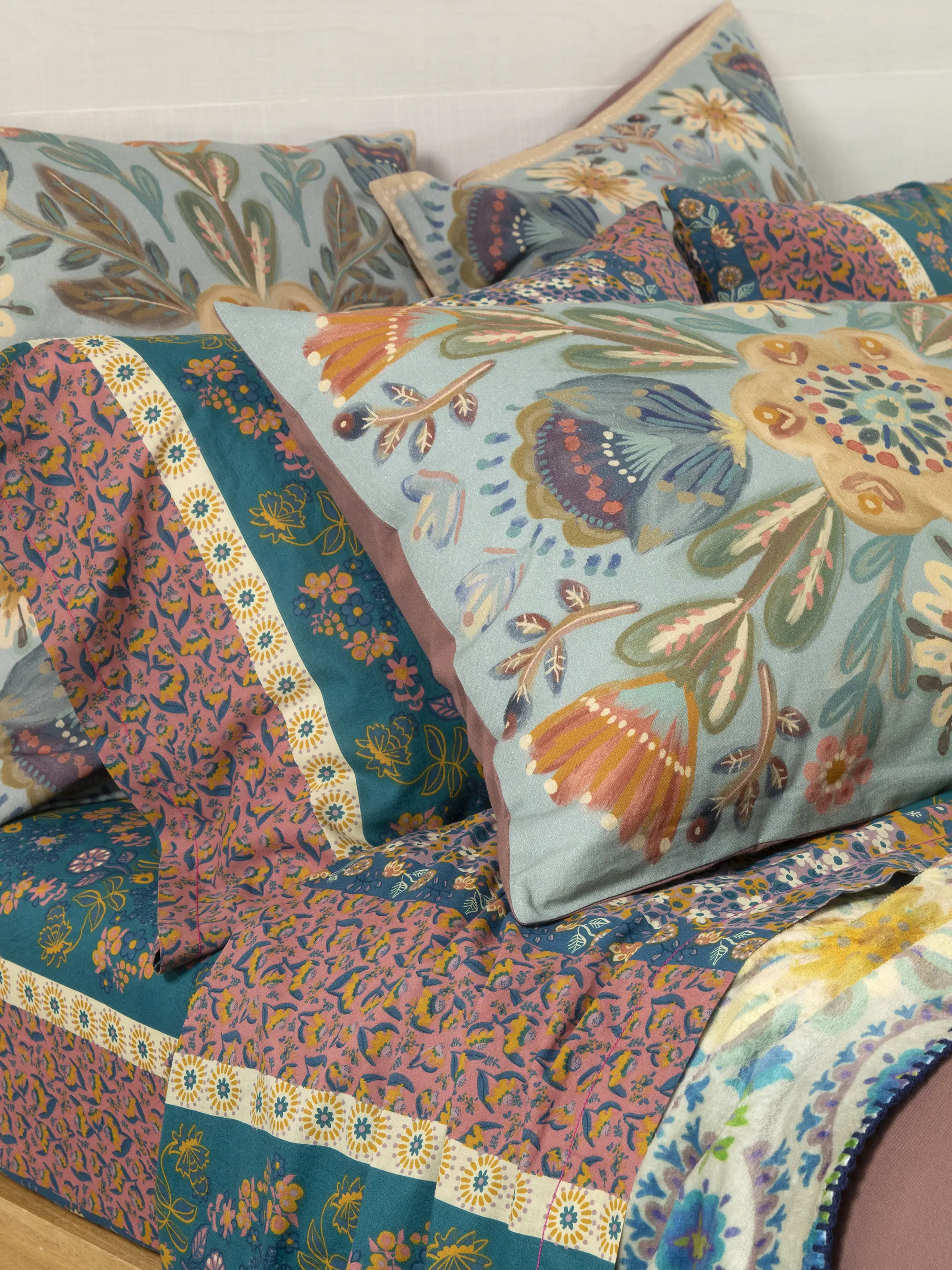 Catalina Cotton Duvet Cover - Blue Mandala - Image 2