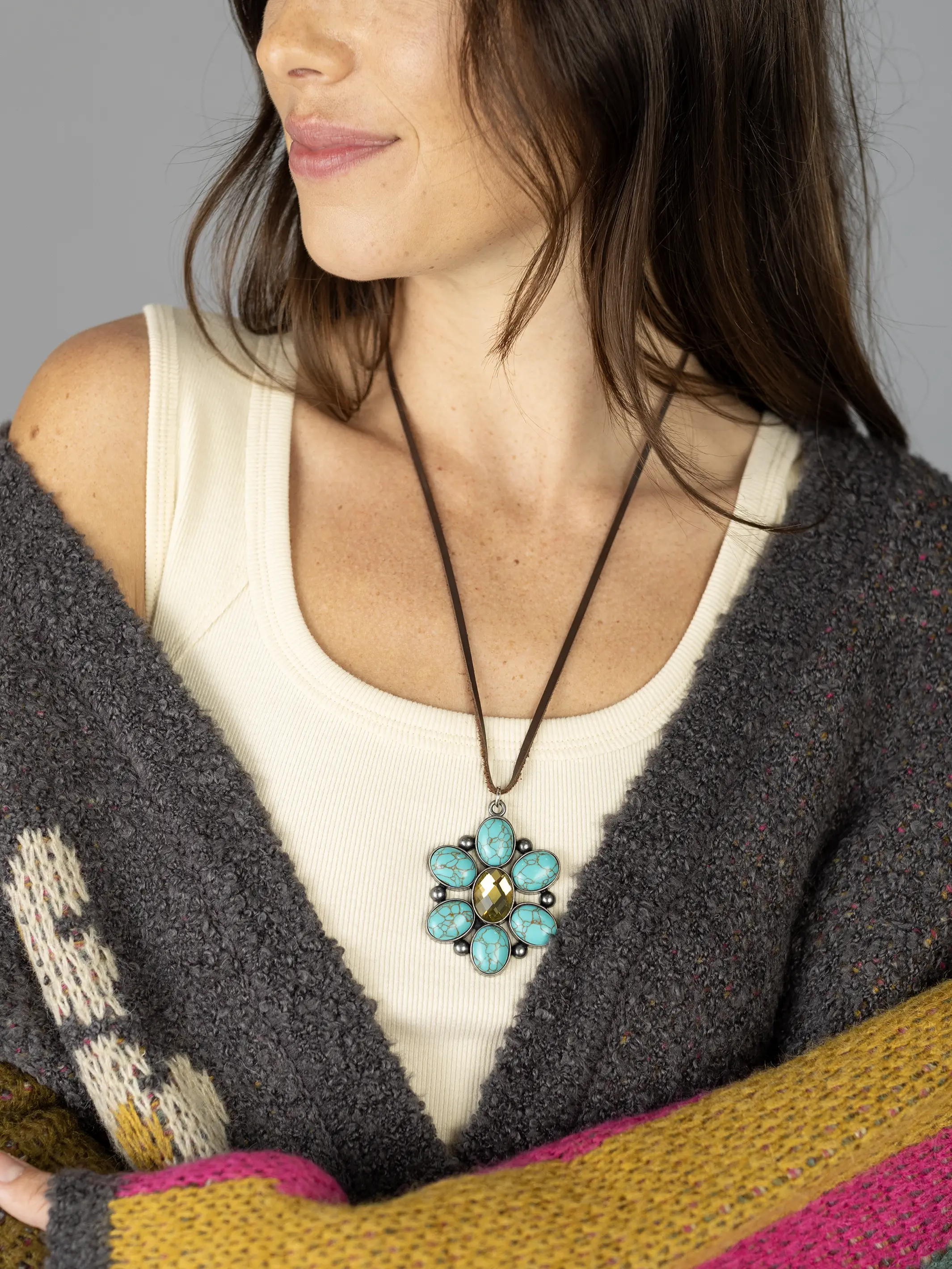 Gemstone Pendant Necklace - Turquoise - Image 3